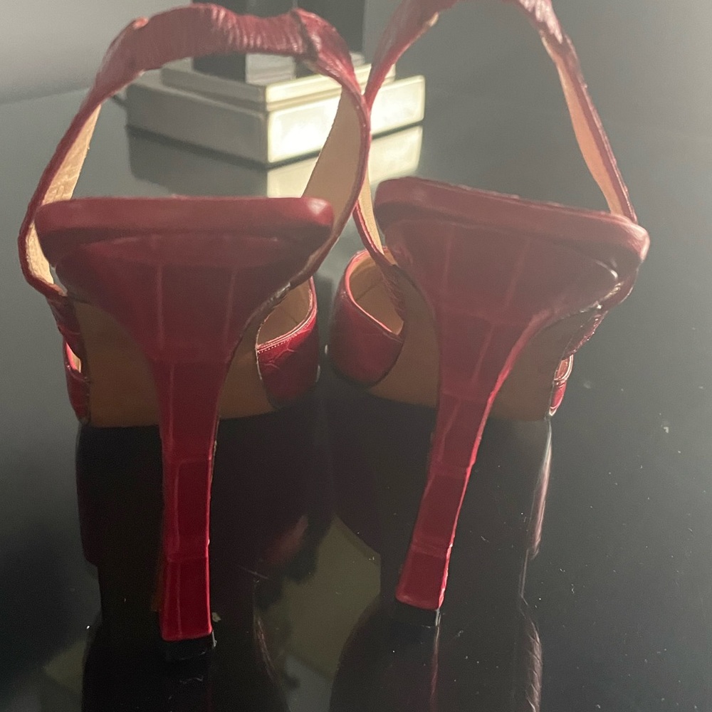 Shoes - Picture 2 of 2